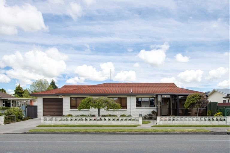 Photo of property in 1/52 Avondale Road, Taradale, Napier, 4112