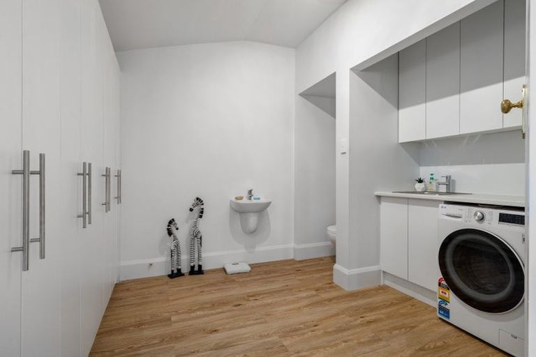 Photo of property in 40 North Parade, Richmond, Christchurch, 8013