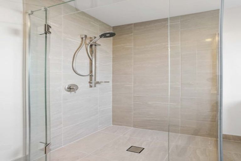 Photo of property in 6 Ian Hopper Way, Pauanui, 3579