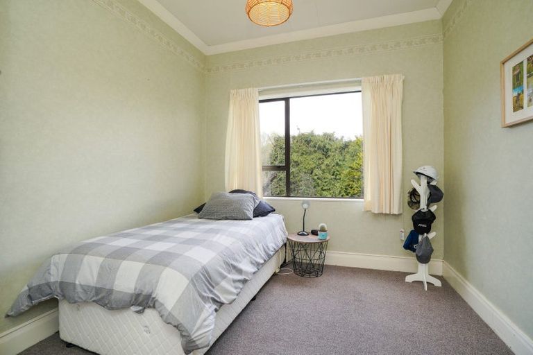 Photo of property in 164 Cameron Road, Lochiel, Winton, 9781