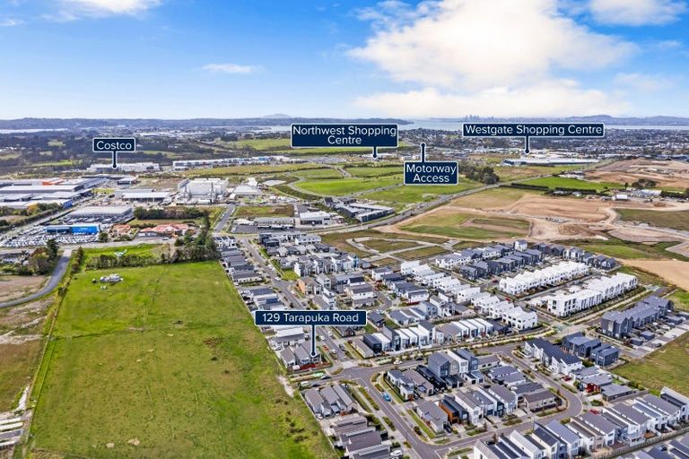 Photo of property in 129 Tarapuka Road, Westgate, Auckland, 0814