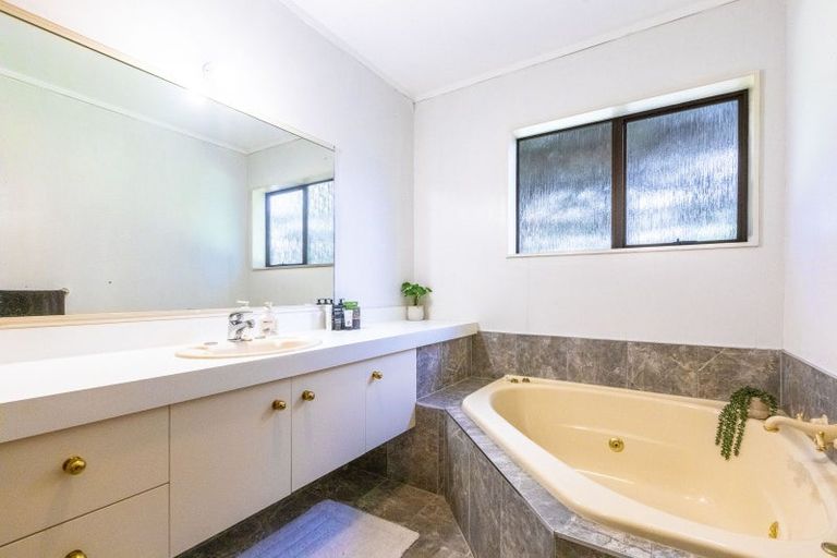 Photo of property in 79 O'dowd Road, Taradale, Napier, 4112