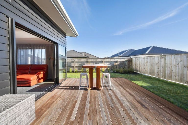 Photo of property in 10 Kanzan Grove, Maewa, 4702