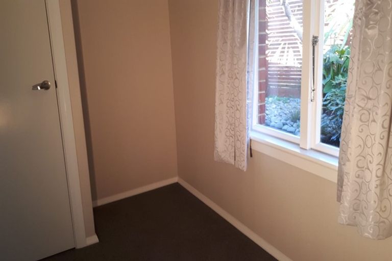 Photo of property in 21 Patrick Street, The Glen, Dunedin, 9011
