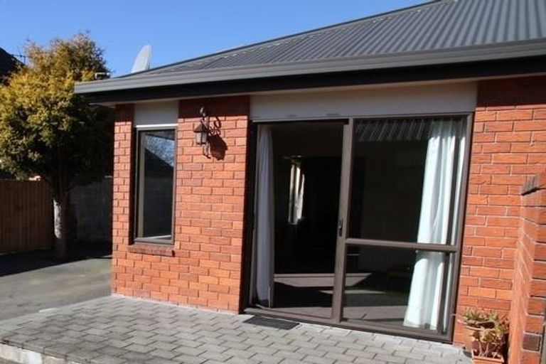 Photo of property in 3/110 Saint James Avenue, Papanui, Christchurch, 8053