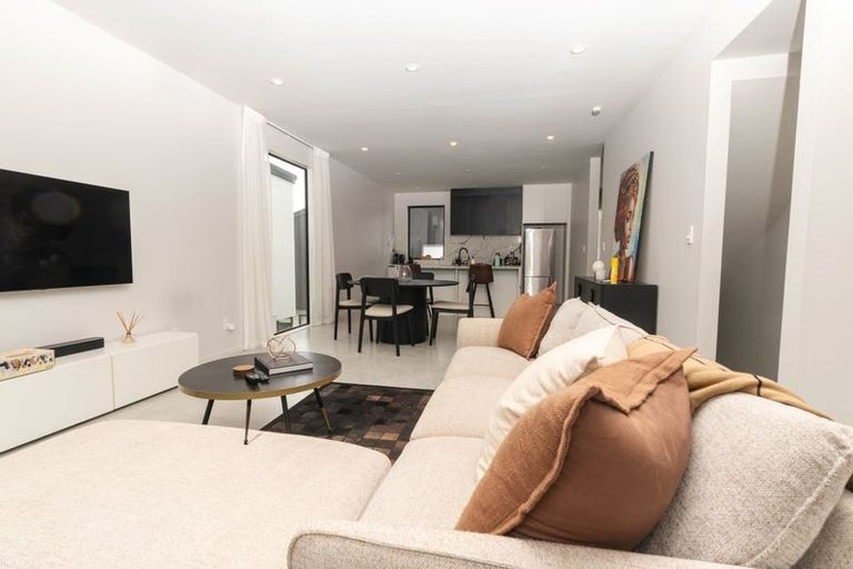 Photo of property in 6d Bacot Place, Howick, Auckland, 2014