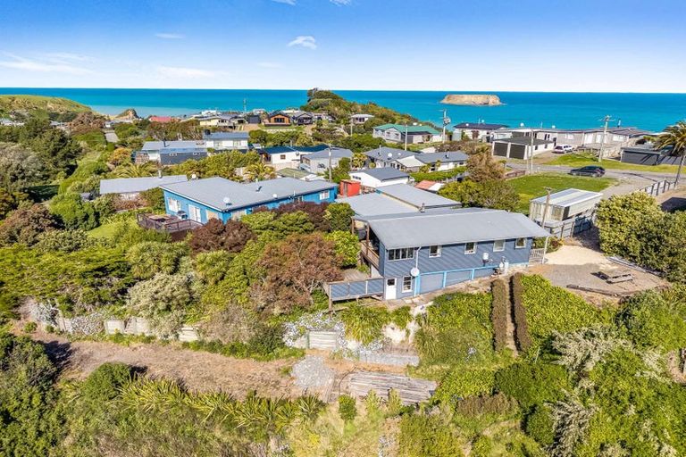 Photo of property in 16 Hall Street, Motunau, Waipara, 7387