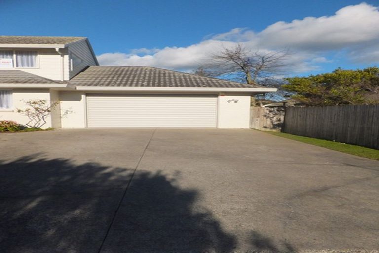 Photo of property in 1/21 Westview Court, Somerville, Auckland, 2014