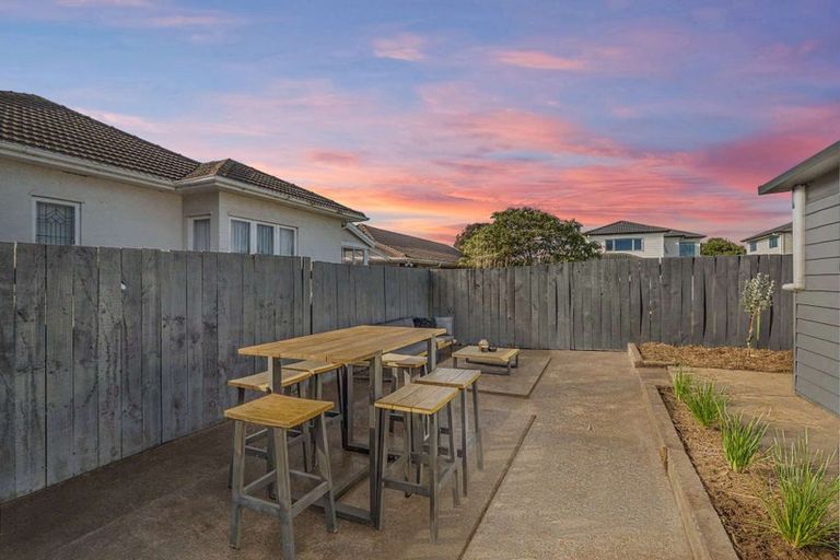 Photo of property in 4/49 Russell Road, Manurewa, Auckland, 2102