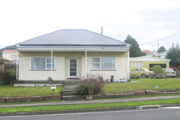 Photo of property in 67 King Street, Hikurangi, 0114