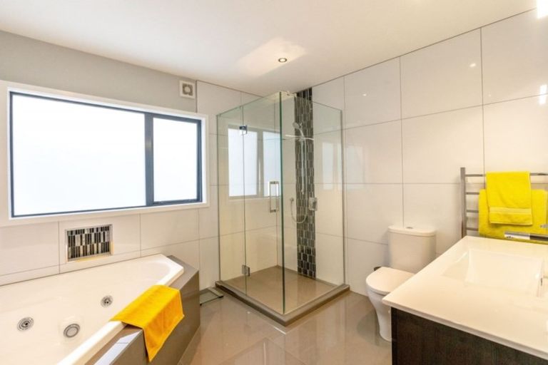 Photo of property in 56b Joseph Banks Drive, Whitby, Porirua, 5024