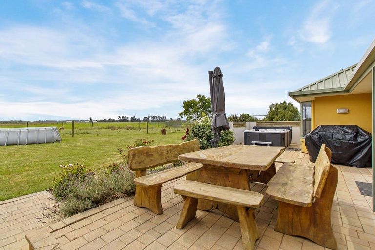 Photo of property in 223 White Road, Milford, Temuka, 7986
