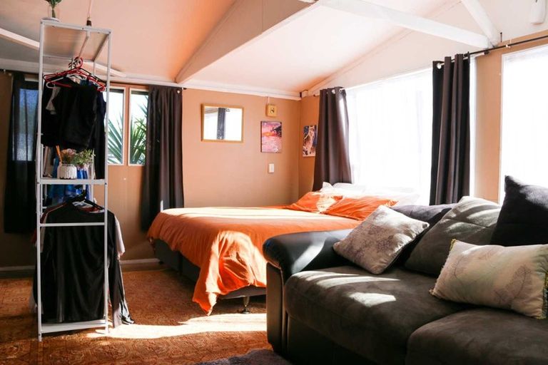 Photo of property in 6 Weddell Place, Flaxmere, Hastings, 4120