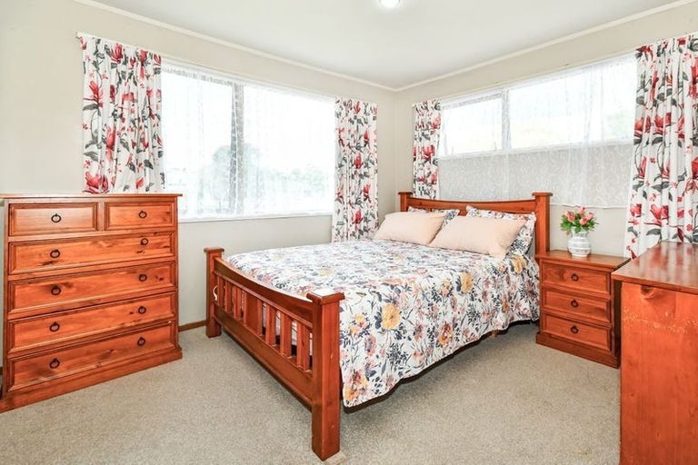Photo of property in 41 Casuarina Road, Half Moon Bay, Auckland, 2012