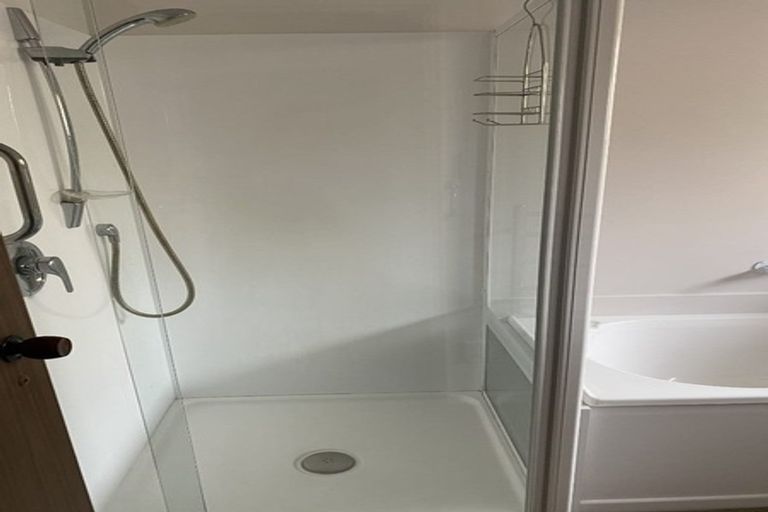 Photo of property in 1/4 Withells Road, Avonhead, Christchurch, 8042