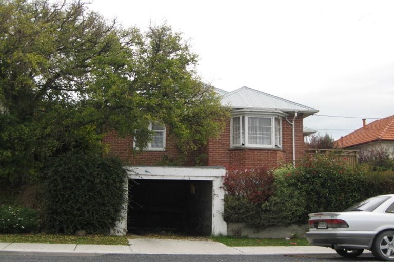 Photo of property in 1 Ryrie Street, Balclutha, 9230