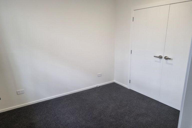 Photo of property in 2/72 Te Tiireke Drive, Glenview, Hamilton, 3206