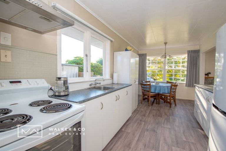 Photo of property in 35 Mountbatten Grove, Clouston Park, Upper Hutt, 5018