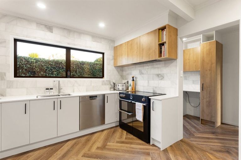 Photo of property in 22 Seamer Place, St Andrews, Hamilton, 3200