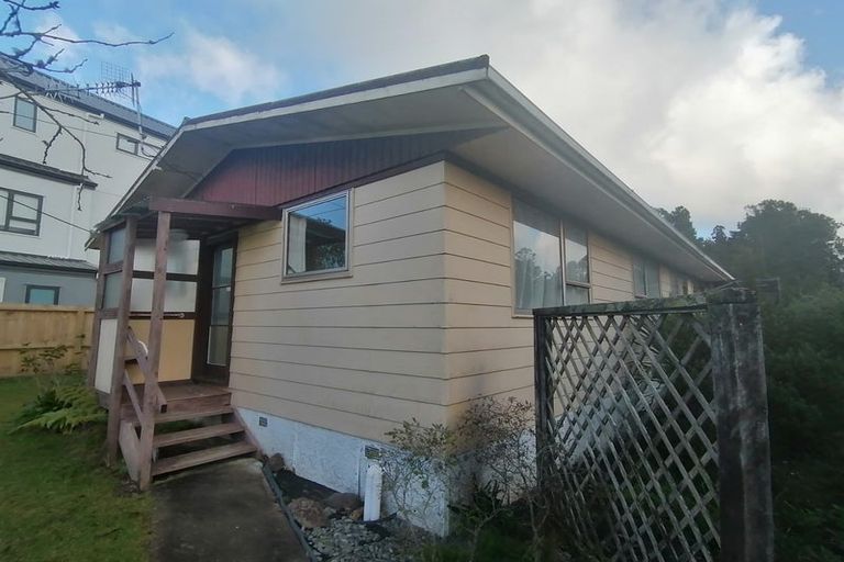 Photo of property in 41 Ranui Avenue, Ranui, Auckland, 0612