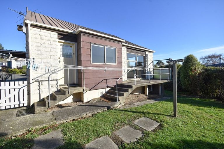 Photo of property in 2c Rennie Street, Green Island, Dunedin, 9018