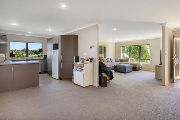 Photo of property in 22 Caldera Close, Pyes Pa, Tauranga, 3112