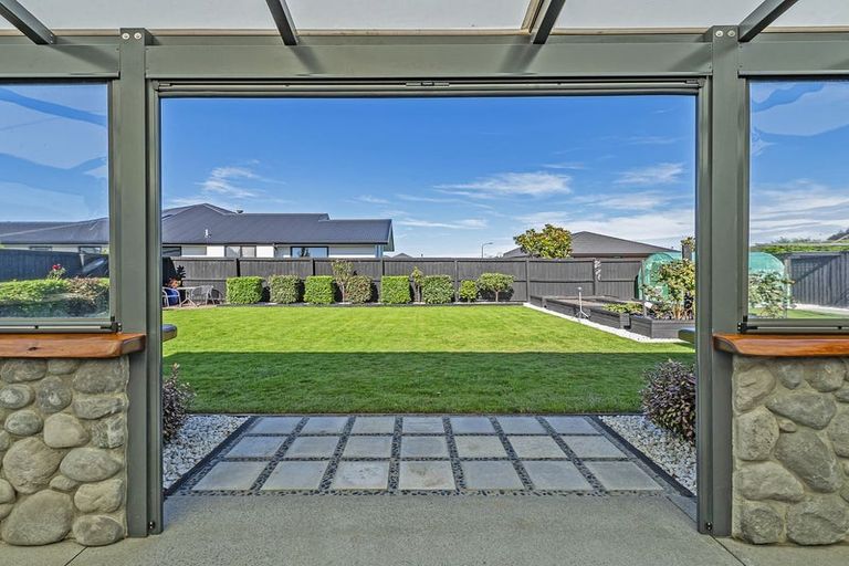 Photo of property in 25 Navy Loop, Rolleston, 7614