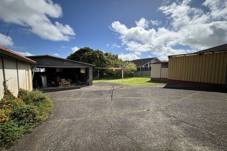 Photo of property in 6 Valley Road, Pukekohe, 2120