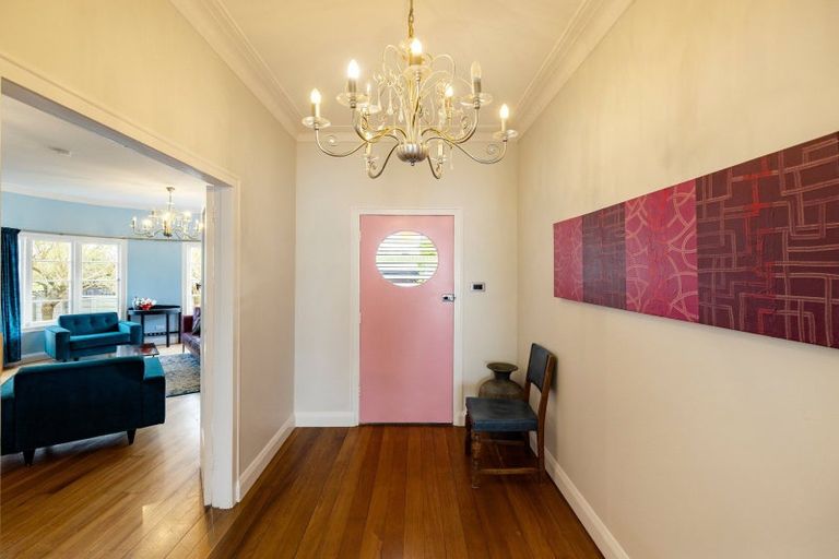 Photo of property in 2 Fairfield Road, Fairfield, Hamilton, 3214