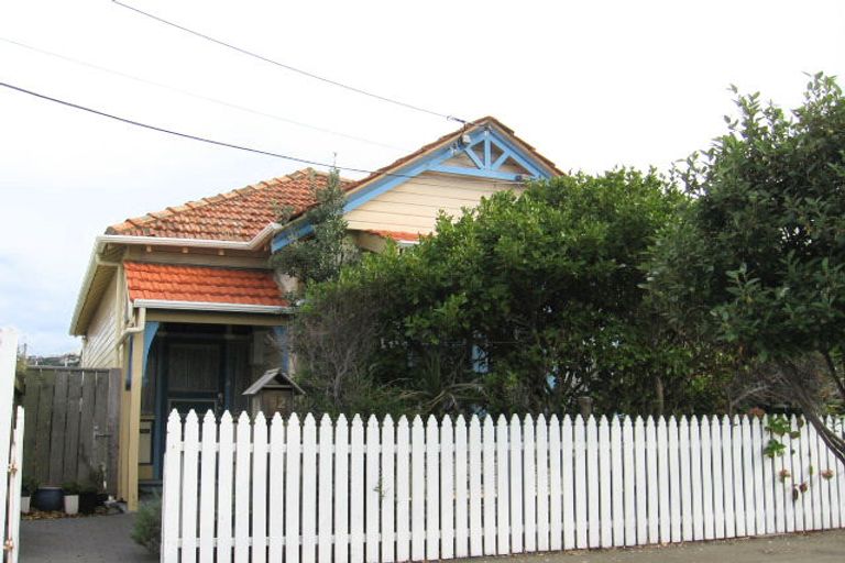 Photo of property in 50 Bridge Street, Rongotai, Wellington, 6022