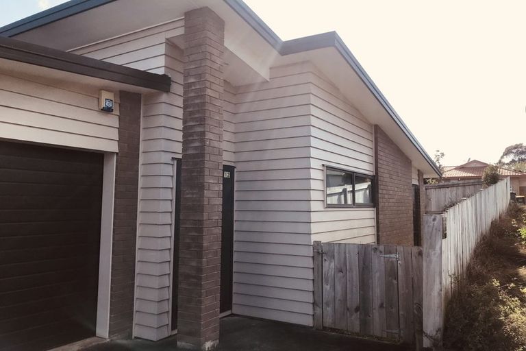 Photo of property in 12 Isabella Drive, Pukekohe, 2120