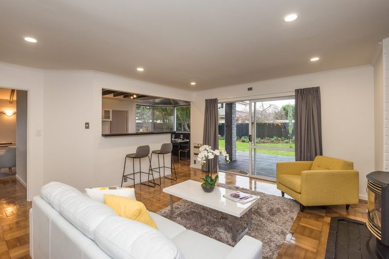 Photo of property in 22 Saint Pauls Place, Burwood, Christchurch, 8083