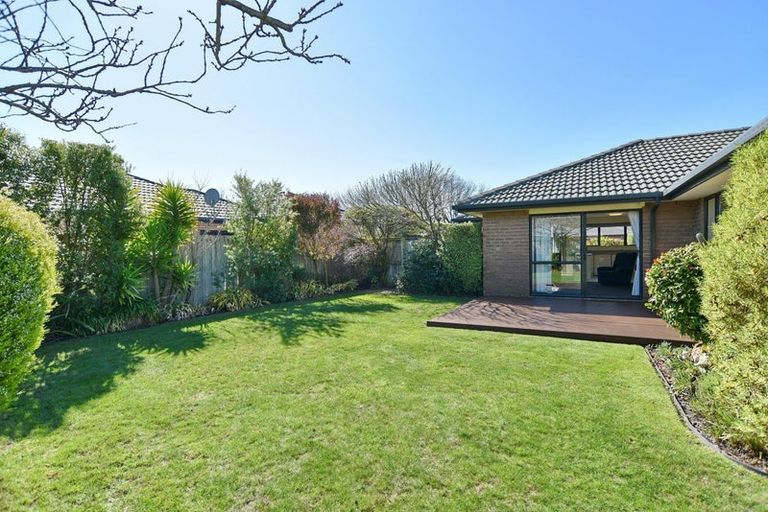 Photo of property in 39 Mauger Drive, Heathcote Valley, Christchurch, 8022