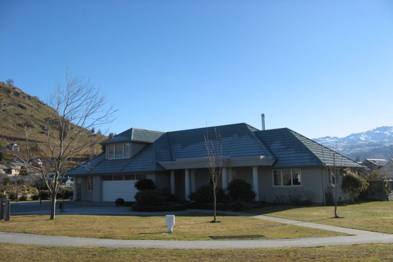 Photo of property in 7 Portree Drive, Lower Shotover, Queenstown, 9371