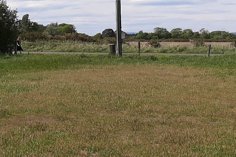 Photo of property in 451 Kainga Road, Brooklands, Christchurch, 8083