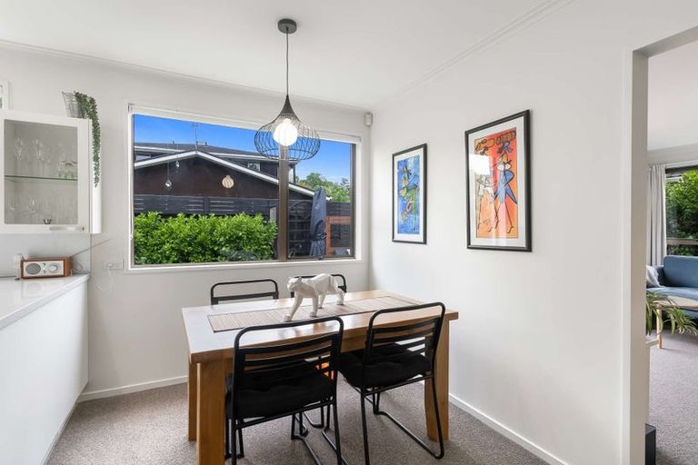 Photo of property in 2/5 Woodbridge Road, Cashmere, Christchurch, 8022