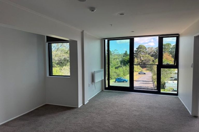 Photo of property in 10d/30 Westward Ho, Glen Eden, Auckland, 0602