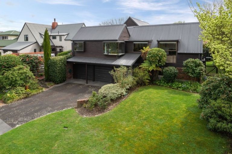 Photo of property in 22 Bannister Place, Ilam, Christchurch, 8053