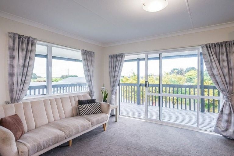 Photo of property in 75 Atkinson Avenue, Otaki Beach, Otaki, 5512