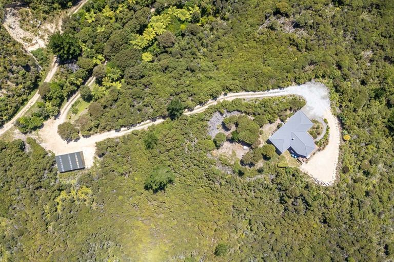 Photo of property in 51 Wharariki Road, Puponga, Collingwood, 7073