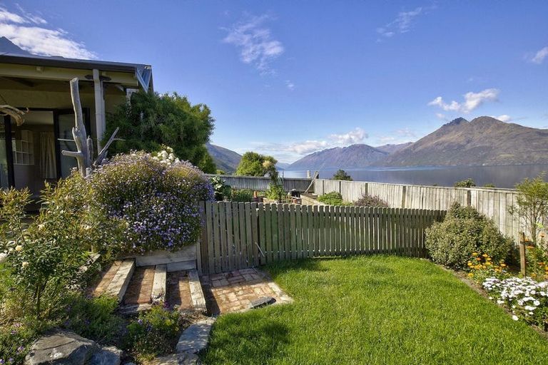 Photo of property in 968 Kingston Road, Drift Bay, Queenstown, 9371