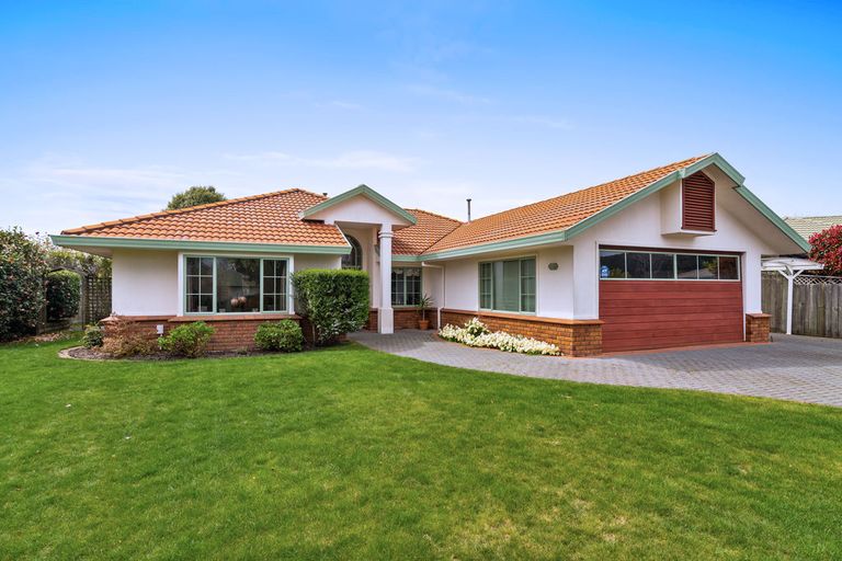 Photo of property in 14 Kahurangi Drive, Lynmore, Rotorua, 3010