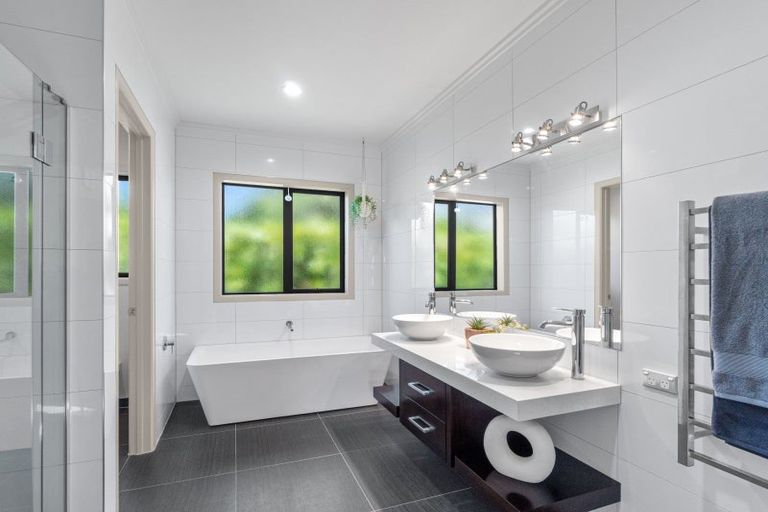 Photo of property in 11 Johnnybro Place, Rototuna North, Hamilton, 3210