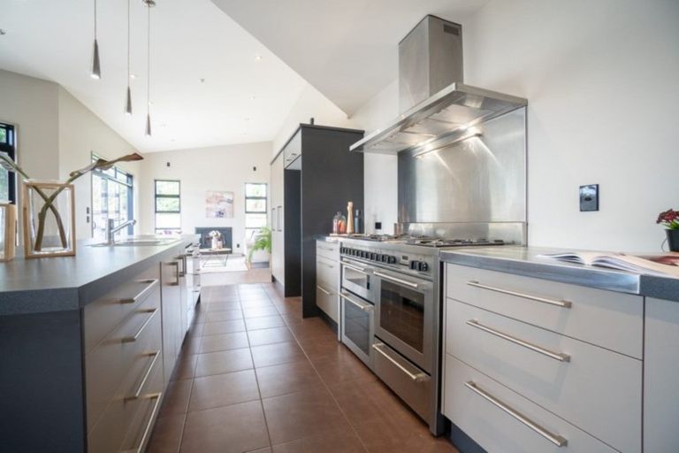 Photo of property in 430 College Street, Hokowhitu, Palmerston North, 4410