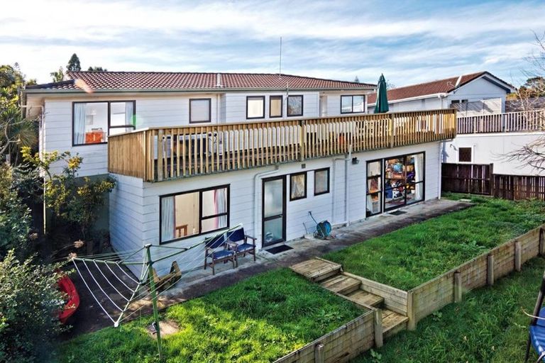 Photo of property in 93 Stapleford Crescent, Browns Bay, Auckland, 0630