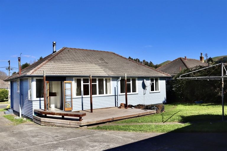 Photo of property in 15 Takahe Street, Taihape, 4720