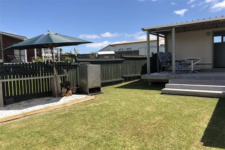 Photo of property in 28 Tamatea Drive, Snells Beach, 0920