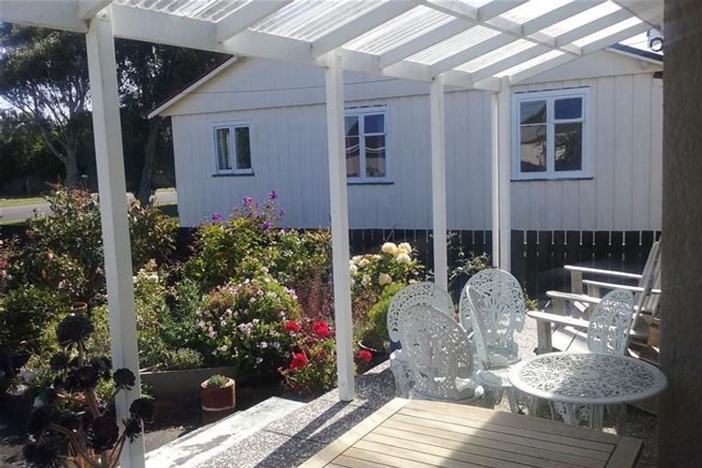 Photo of property in 23 Smith Street, Waverley, 4510