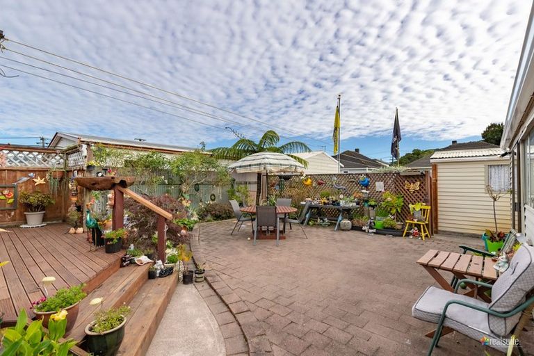 Photo of property in 1 Butler Street, Naenae, Lower Hutt, 5011