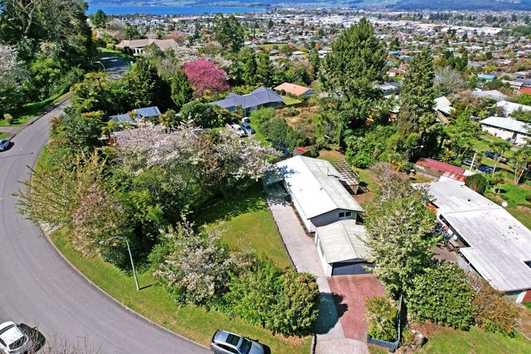 Photo of property in 3 Russell Crescent, Western Heights, Rotorua, 3015